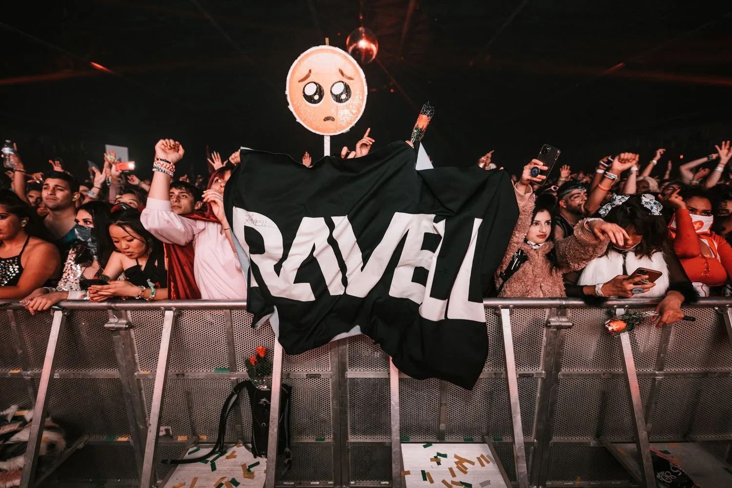 Ravell performing live — frame 6 of 11